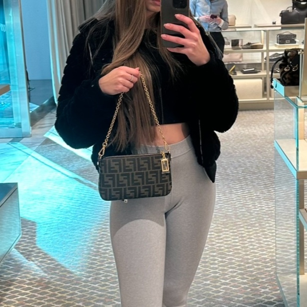 100% AUTHENTIC Fendi purse - Picture 11 of 17